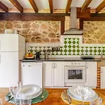 Casa De Al Lado En *