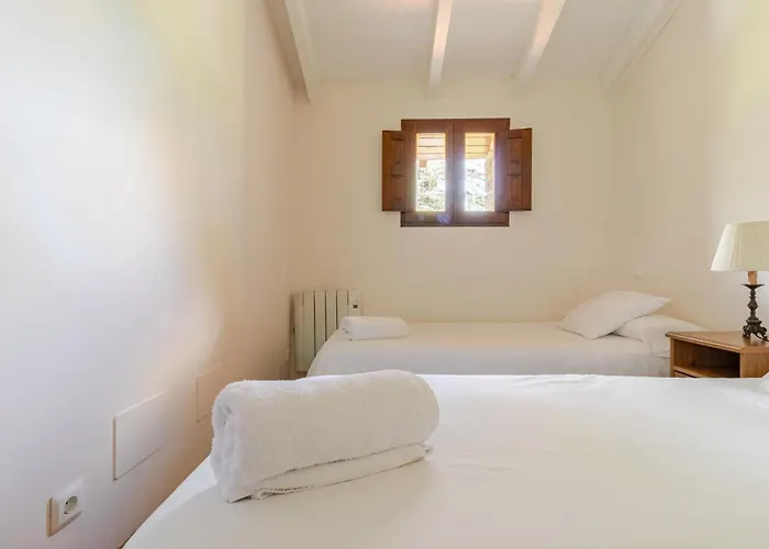 Casa De Al Lado En * Barcenaciones